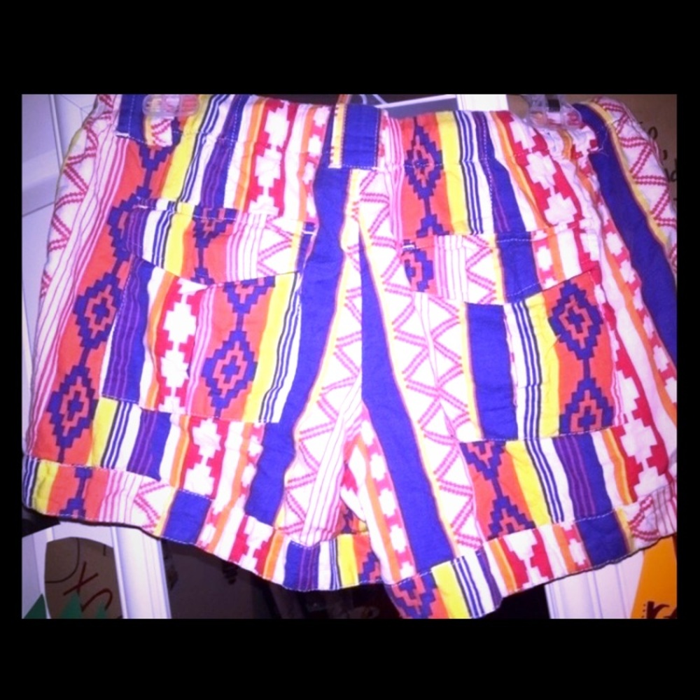 Mossimo Multicolored Shorts Size 7